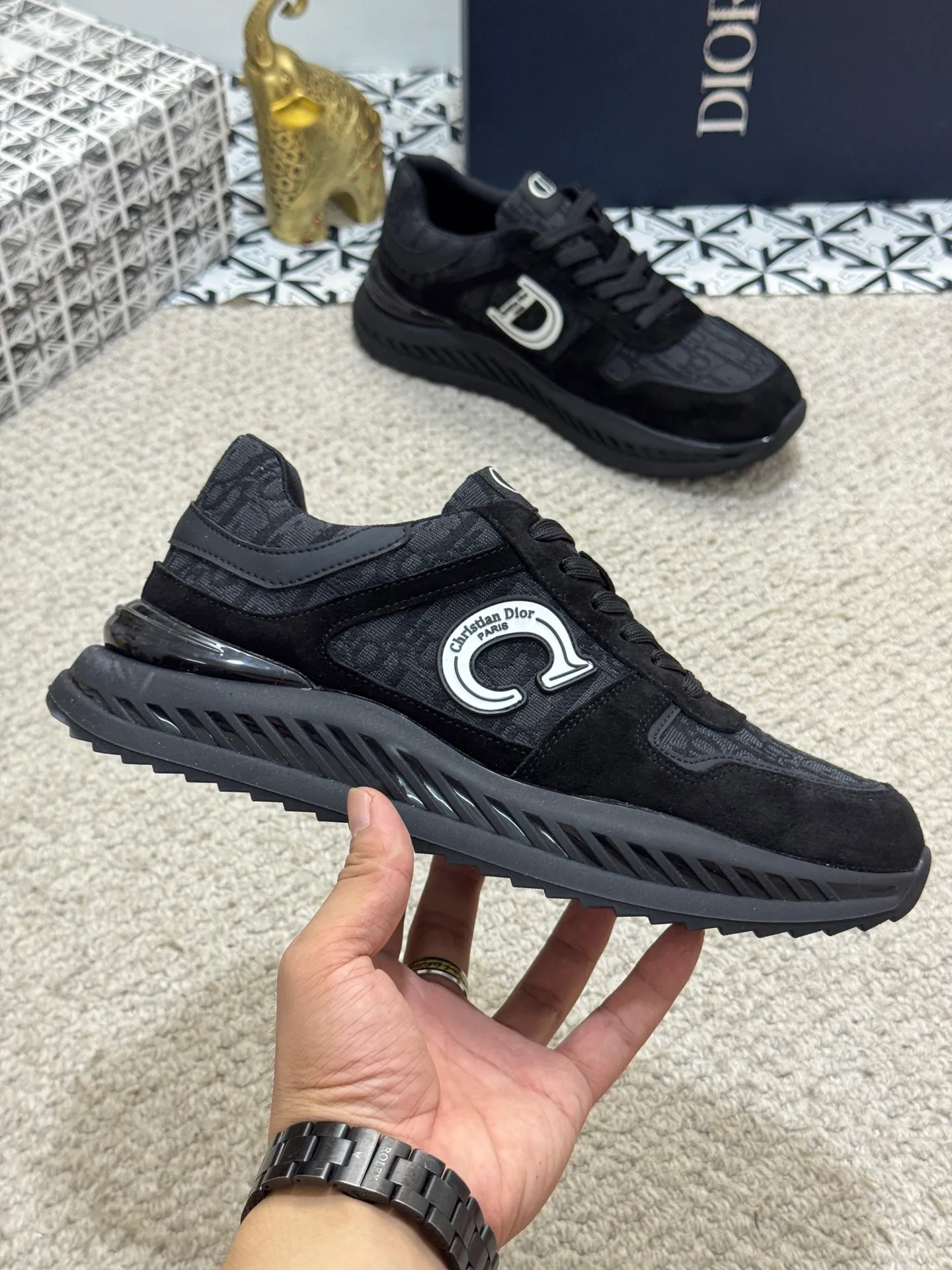 Men's men's shoes 💰440 [New model] 🐞🐞Top original - Dior 🆕 Low-top B02 casual sports shoes, carefully made of first-layer cowhide with canvas, comfortable and breathable ~ rubber soles, enhance style. Fashionable and versatile, it can complement any look. Featuring an exquisite design that is uniquely dynamic and modern, this shoe is part of Dior's legacy and embodies modern elegance. Size: 38-44 (45 customized